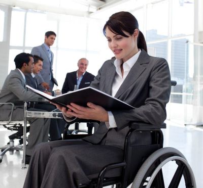 Ponowne orzeczenie o umiarkowanym stopniu niepełnosprawności – jak wpływa na urlop dodatkowy